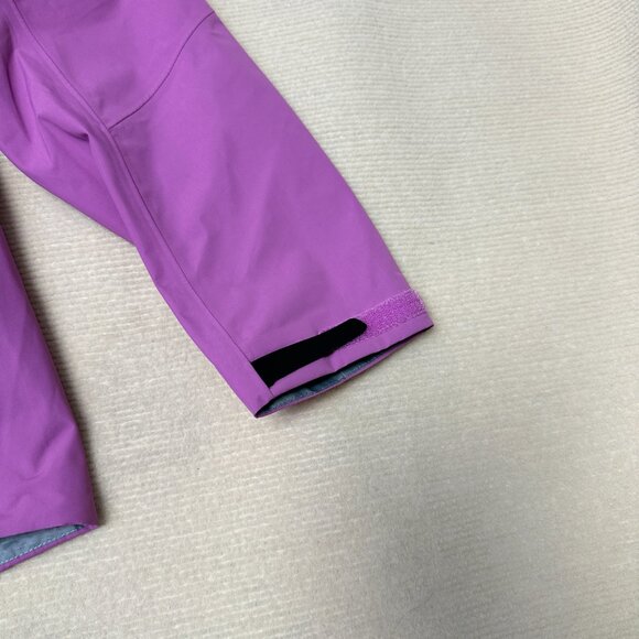 Arcteryx Beta Series Beta LT Hooded Hardshell Jacket, Size M - Picture 4 of 7